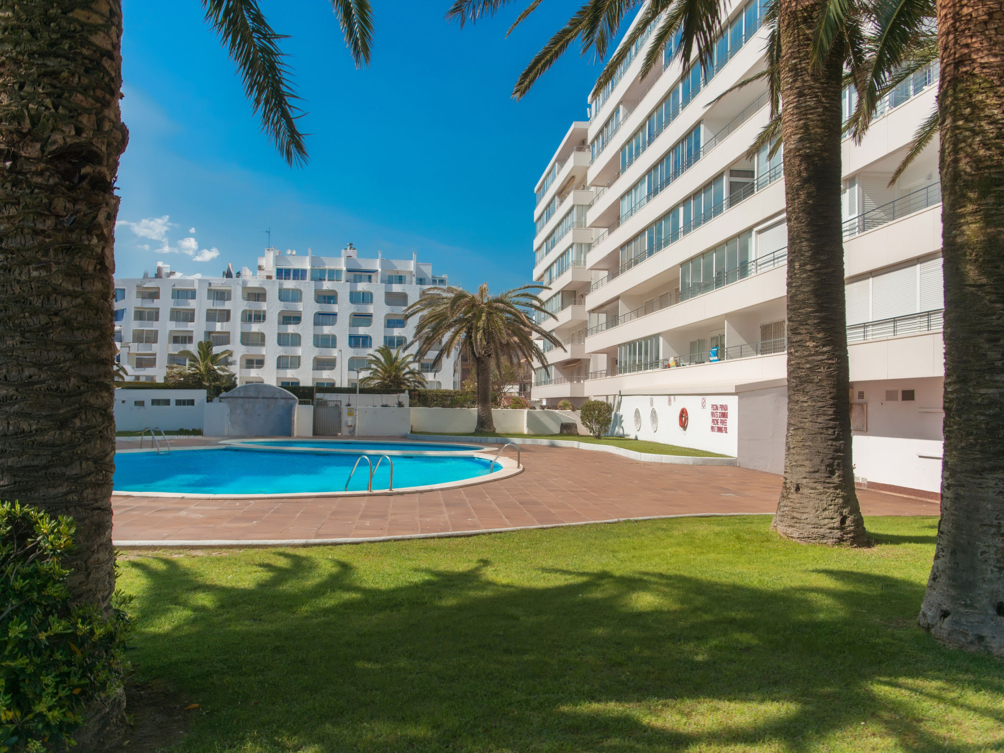 Photo of WELCS APARTAMENTO 255 EMP con terraza con vista