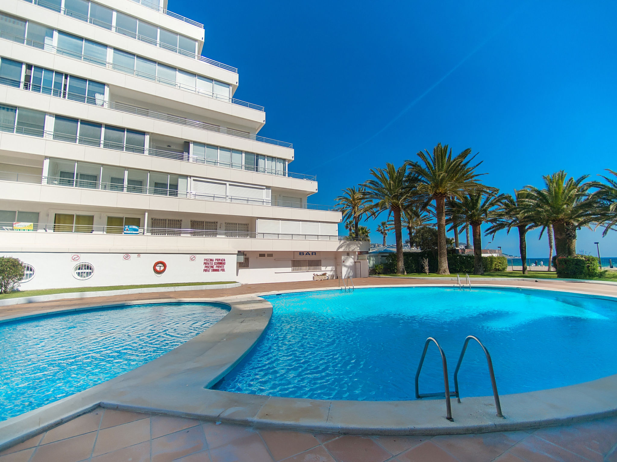 Photo of WELCS APARTAMENTO 255 EMP con terraza con vista