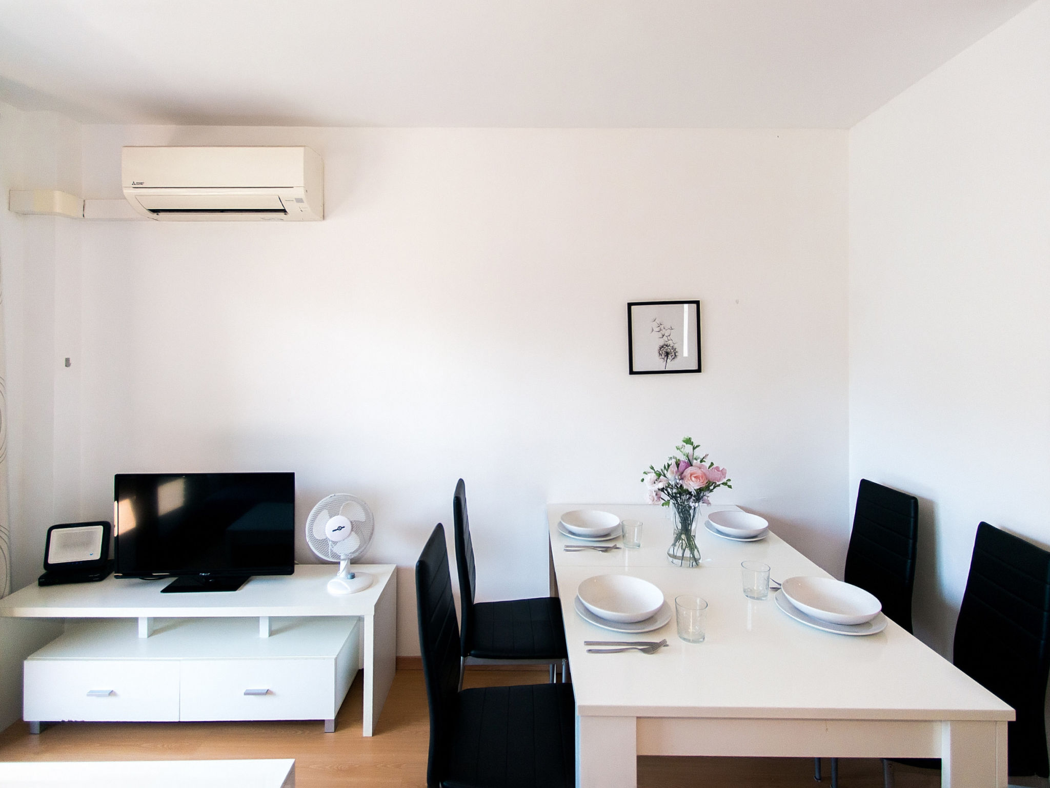 Photo of WELCS APARTAMENTO 265 EMP cerca de la playa