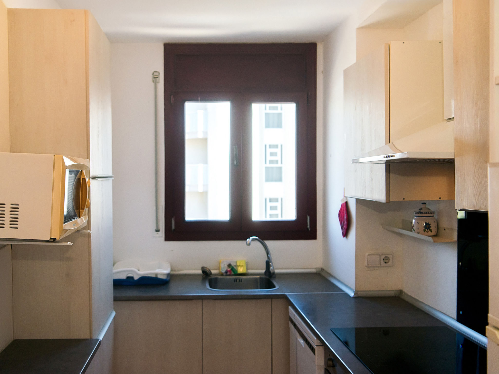 Photo of WELCS APARTAMENTO 265 EMP cerca de la playa