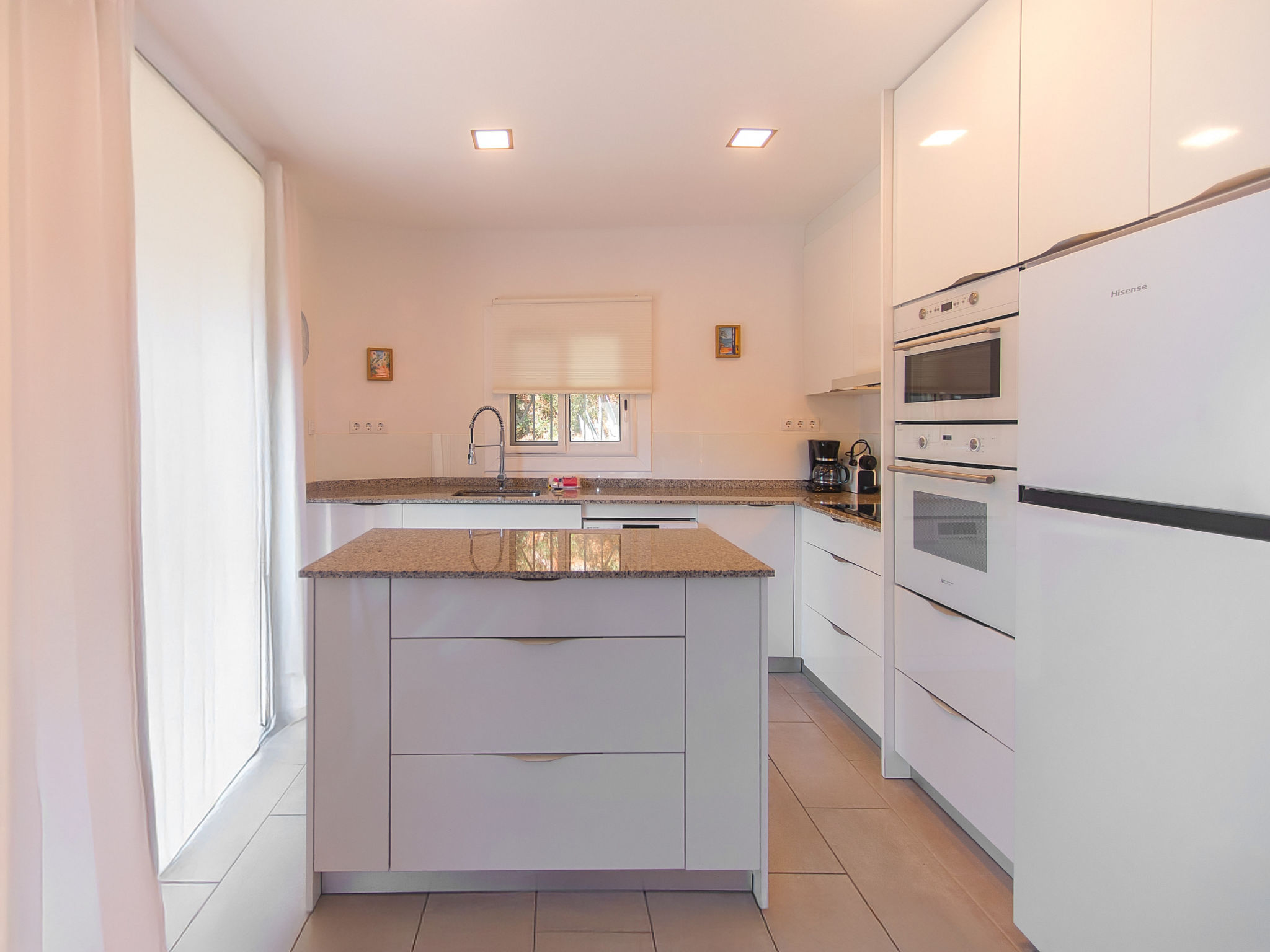 Photo of WELCS CASA 283 EMP cerca del mar