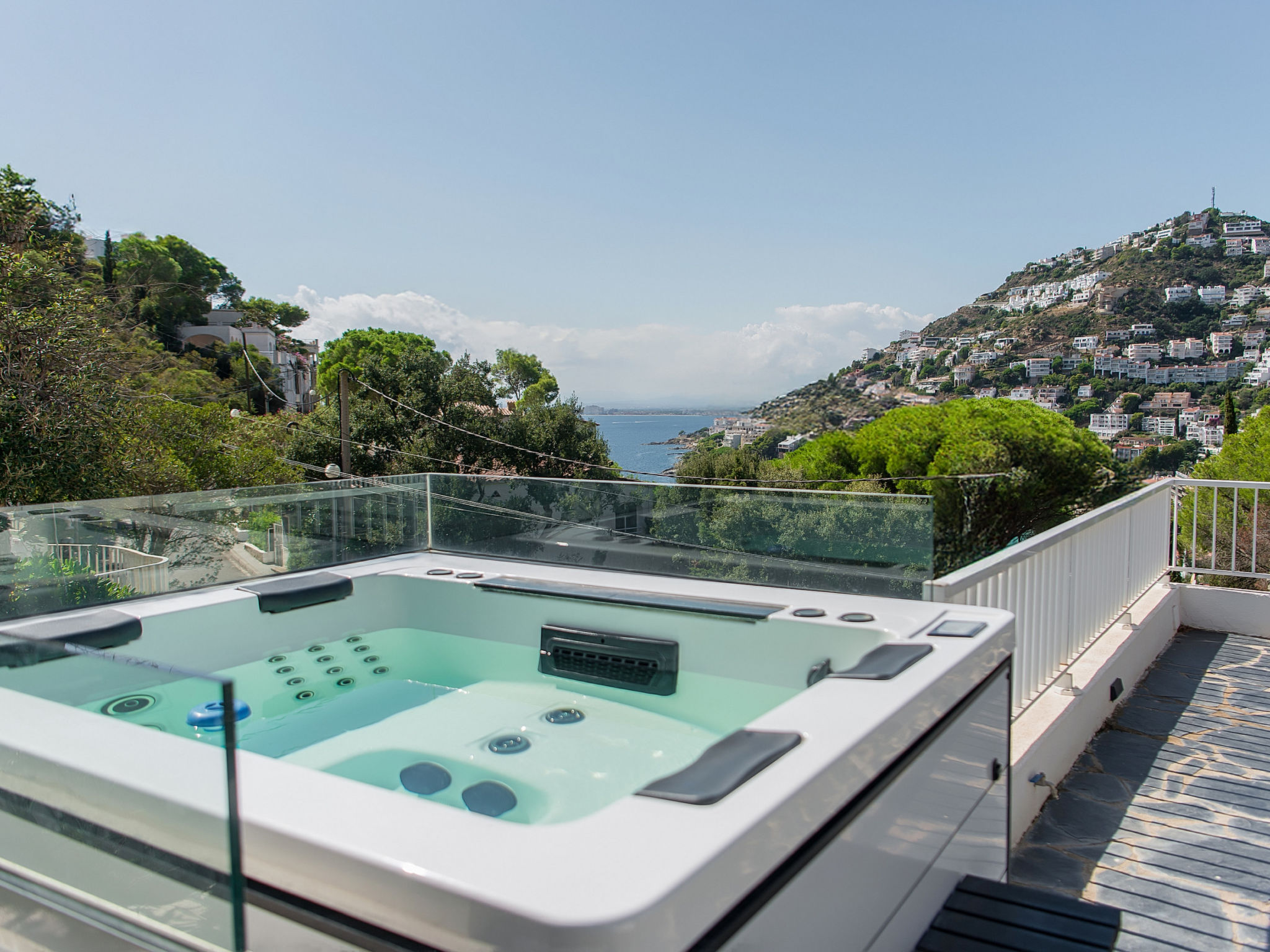 Photo of WELCS CASA 283 EMP cerca del mar