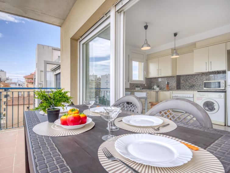 Search and Stay destination Roses, CT - Spain from AU$ 256. Roca Llarga