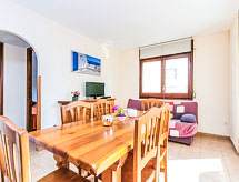 Zonnig appartement aan de Costa Brava in Roses, 300 meter van het strand - thumbnail 2