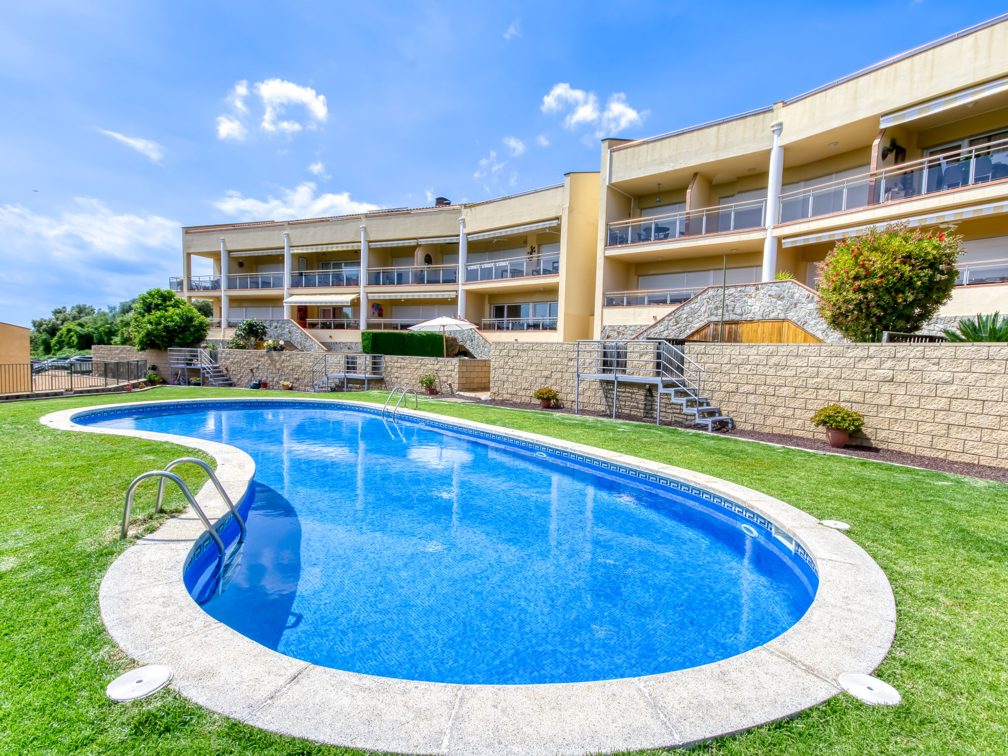 Sun Village I