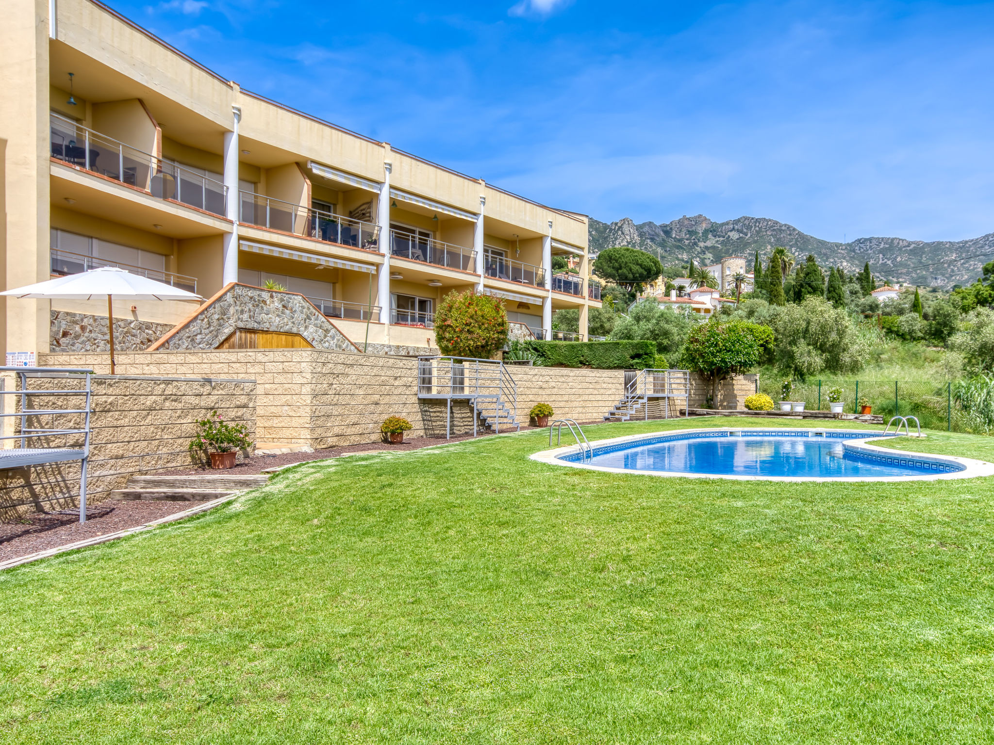 Sun Village I-Dehors
