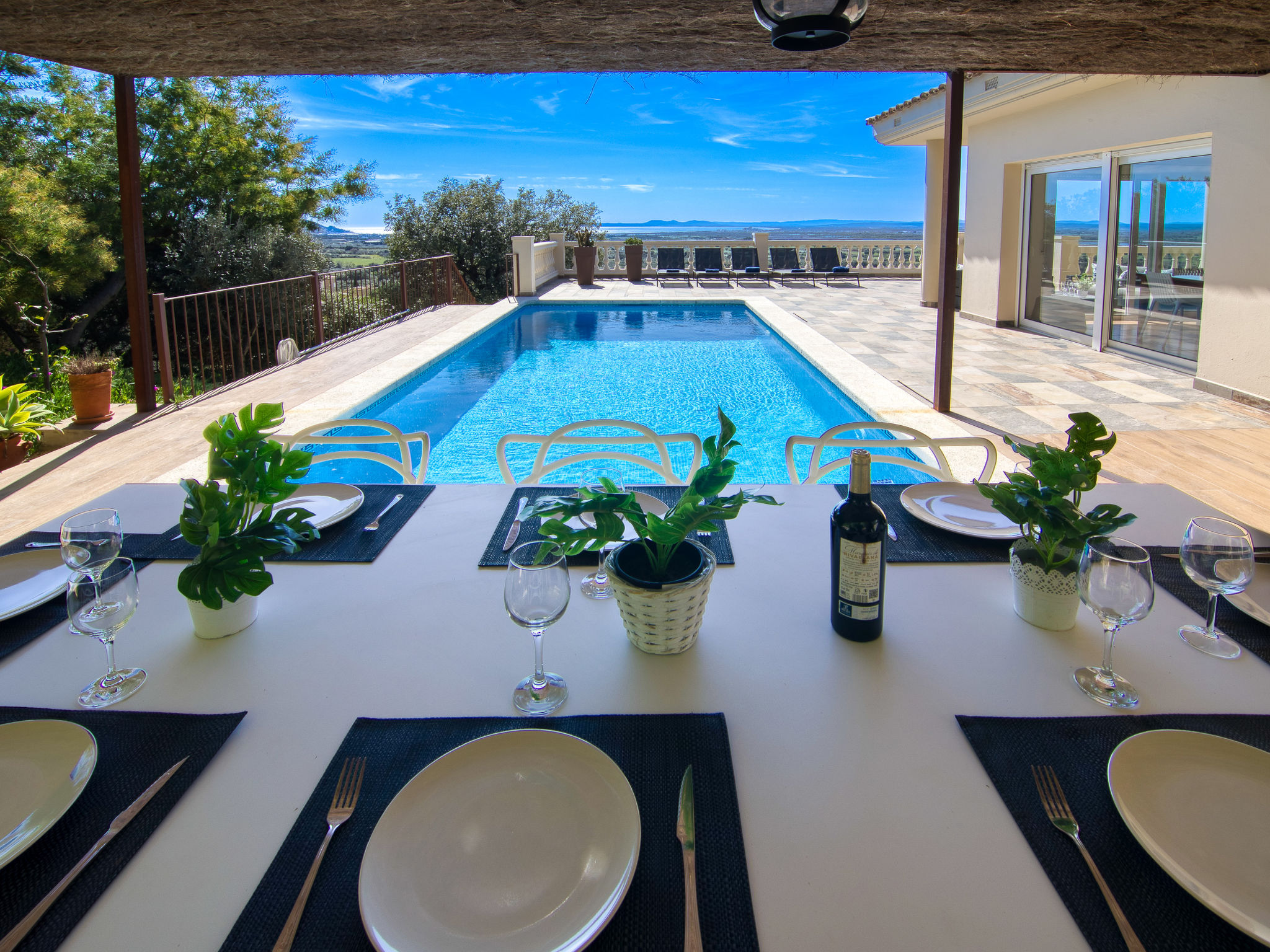 Belle vue — Pool Outdoor (3 of 56)