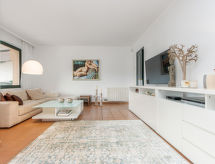 Vacation home acacies
