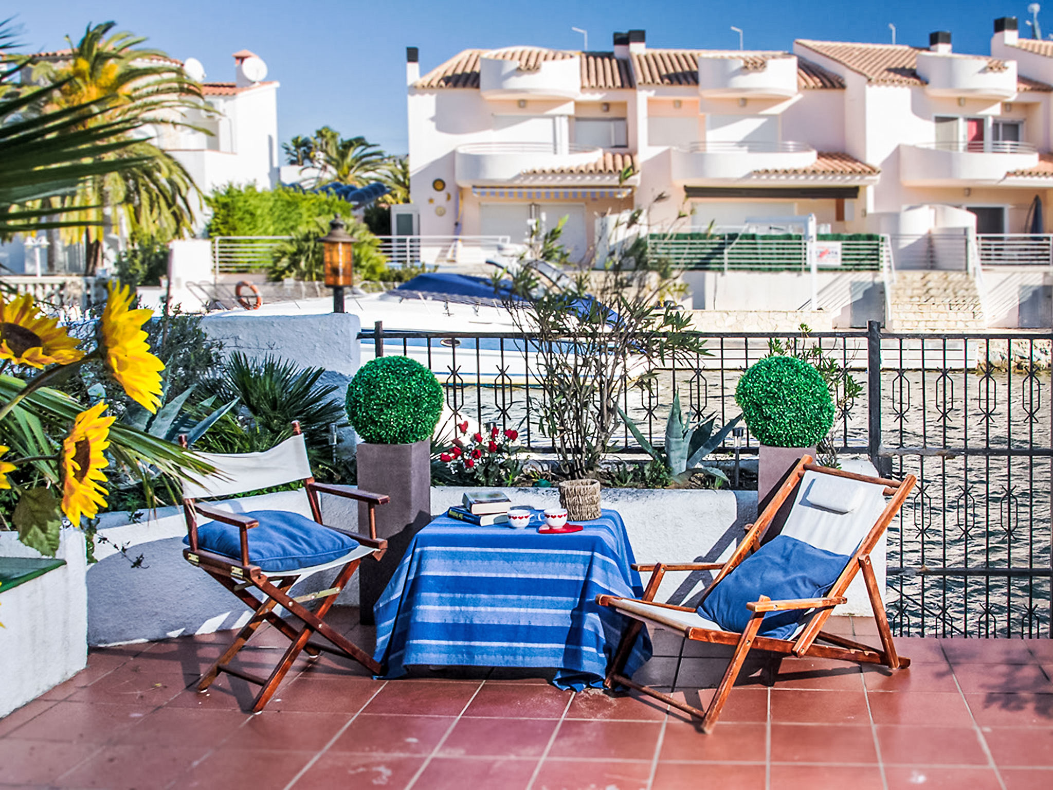 Currican Accommodation in Empuriabrava