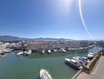 Knus appartement aan de jachthaven in Empuriabrava, vlakbij strand - thumbnail 5