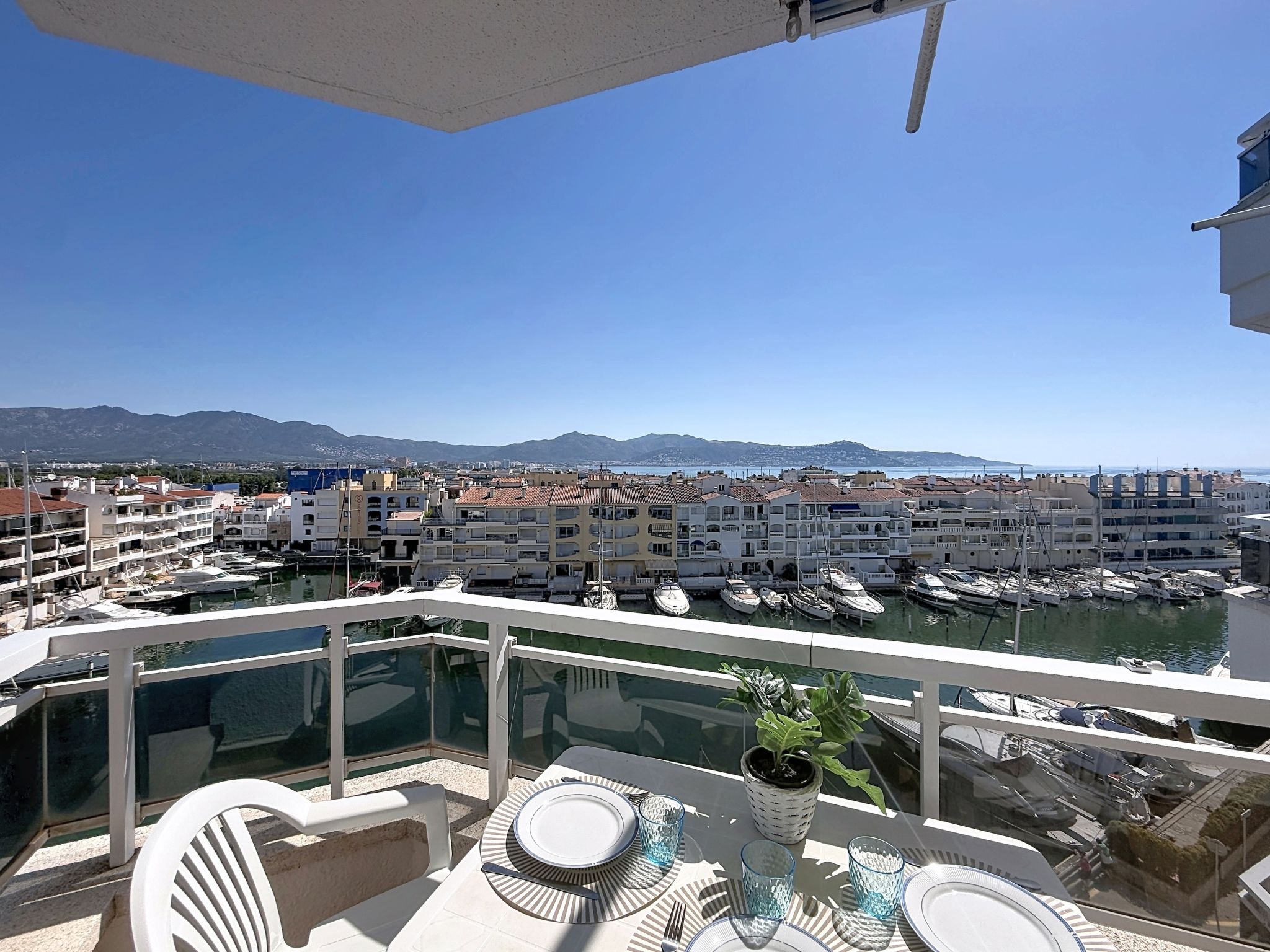 Knus appartement aan de jachthaven in Empuriabrava, vlakbij strand - foto 22