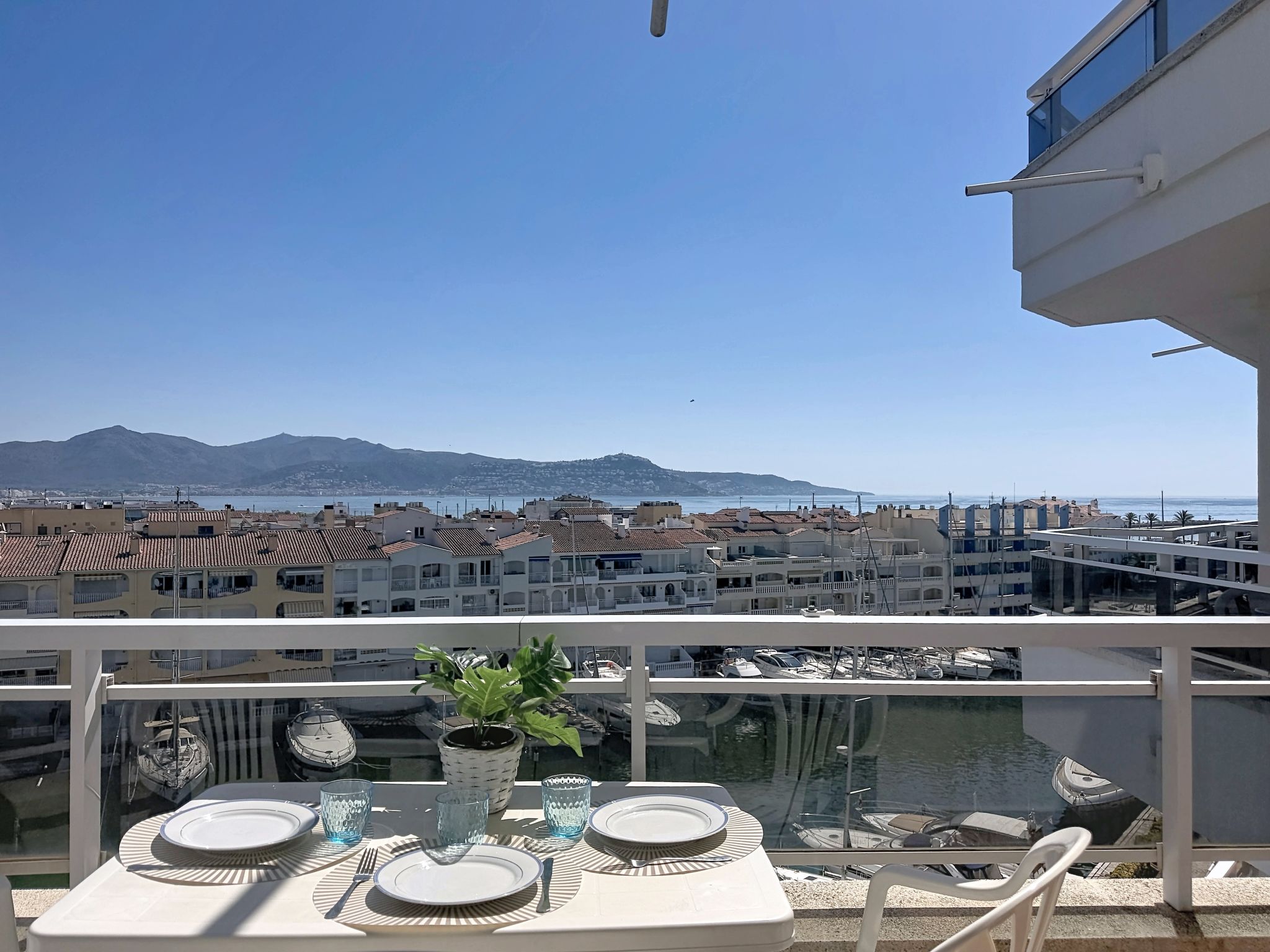 Knus appartement aan de jachthaven in Empuriabrava, vlakbij strand - foto 24