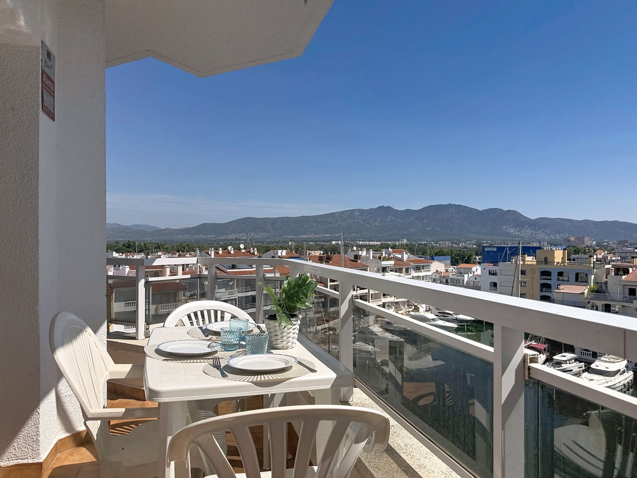 Knus appartement aan de jachthaven in Empuriabrava, vlakbij strand - foto 12