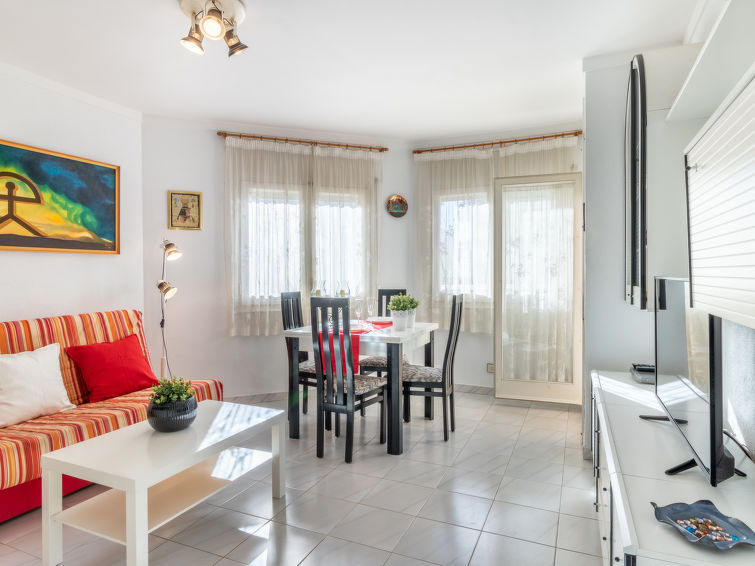 Search and Stay destination Empuriabrava, CT - Spain from AU$ 225. Club Nautic
