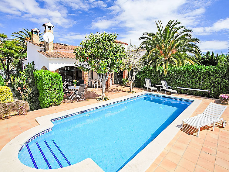 Falconera Accommodation in Empuriabrava