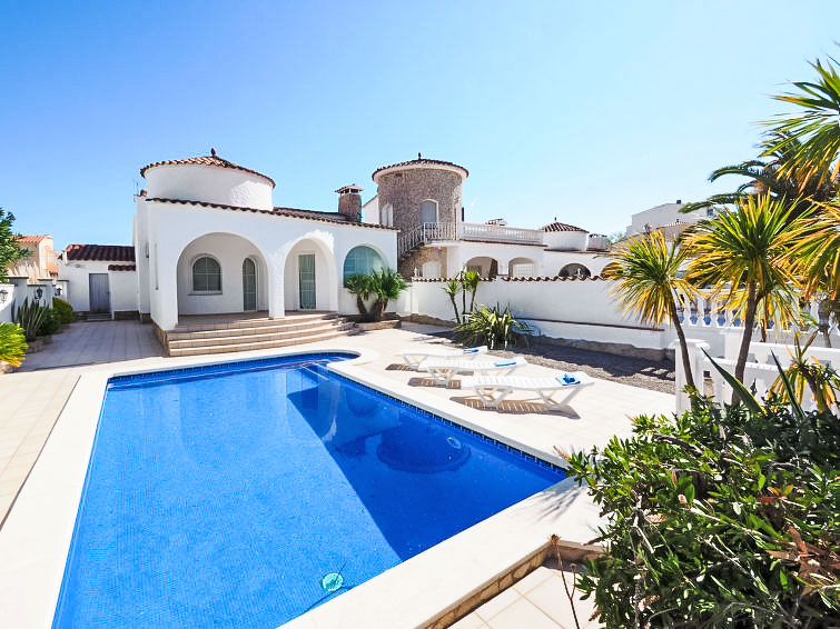 Francoli Accommodation in Empuriabrava