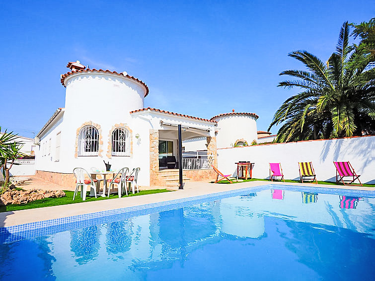 Alberes Accommodation in Empuriabrava