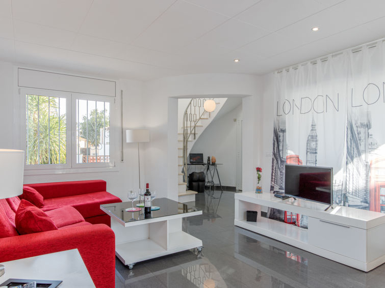 Search and Stay destination Empuriabrava, CT - Spain from AU$ 497. Alberes
