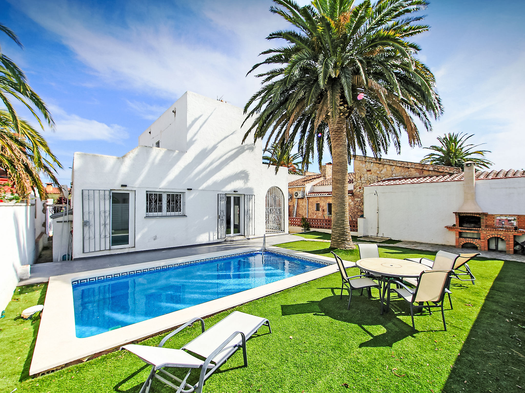 Alberes Accommodation in Empuriabrava