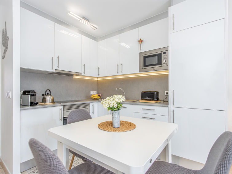 Search and Stay destination Empuriabrava, CT - Spain from AU$ 311. Pattaya