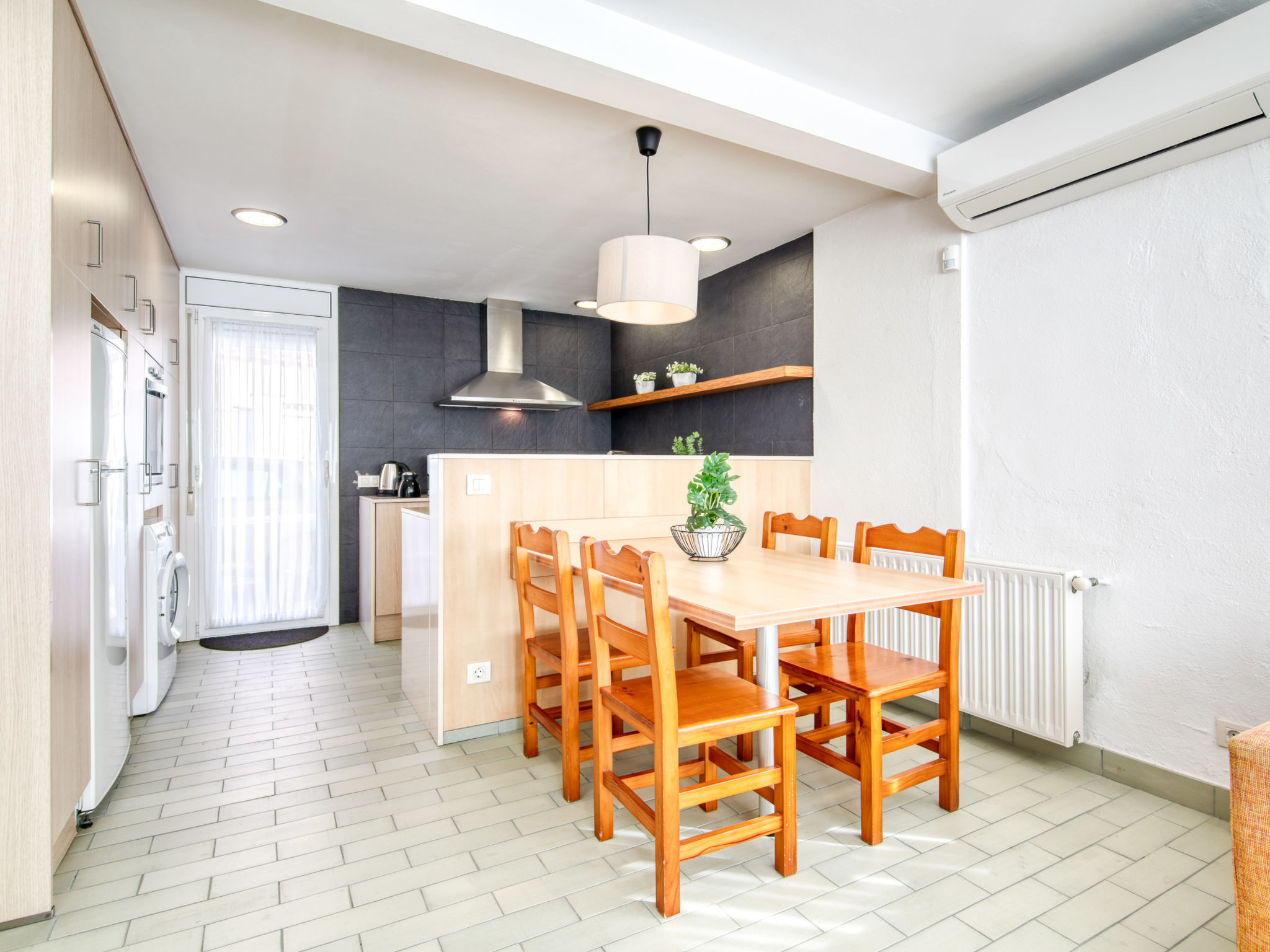 Photo of Las Palmeras