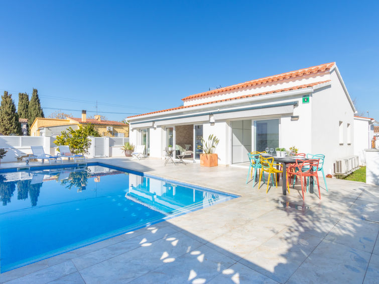 Casa Filisa Accommodation in Empuriabrava