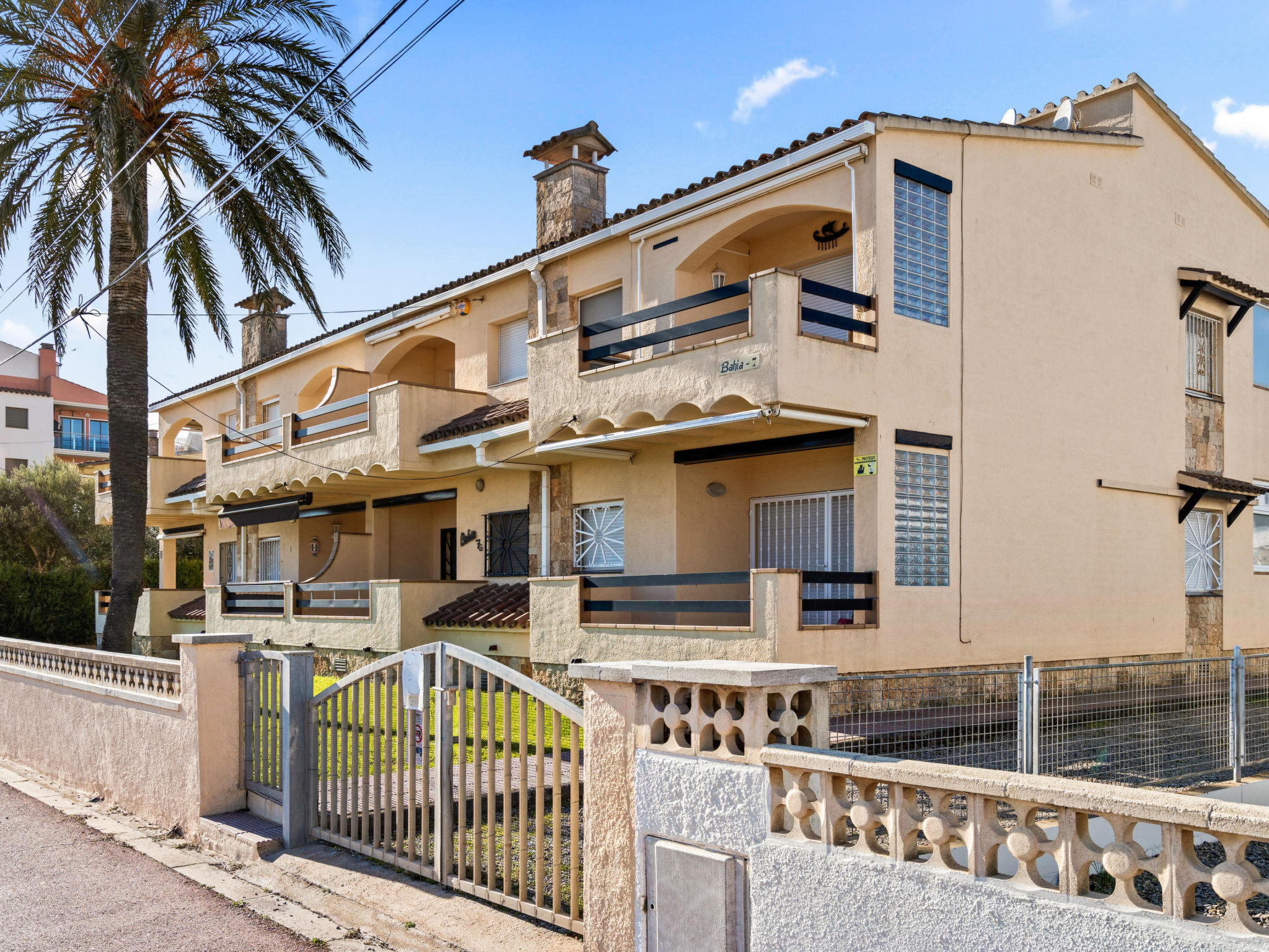 Photo of WELCS APARTAMENTO 218 EMP frente al Mar