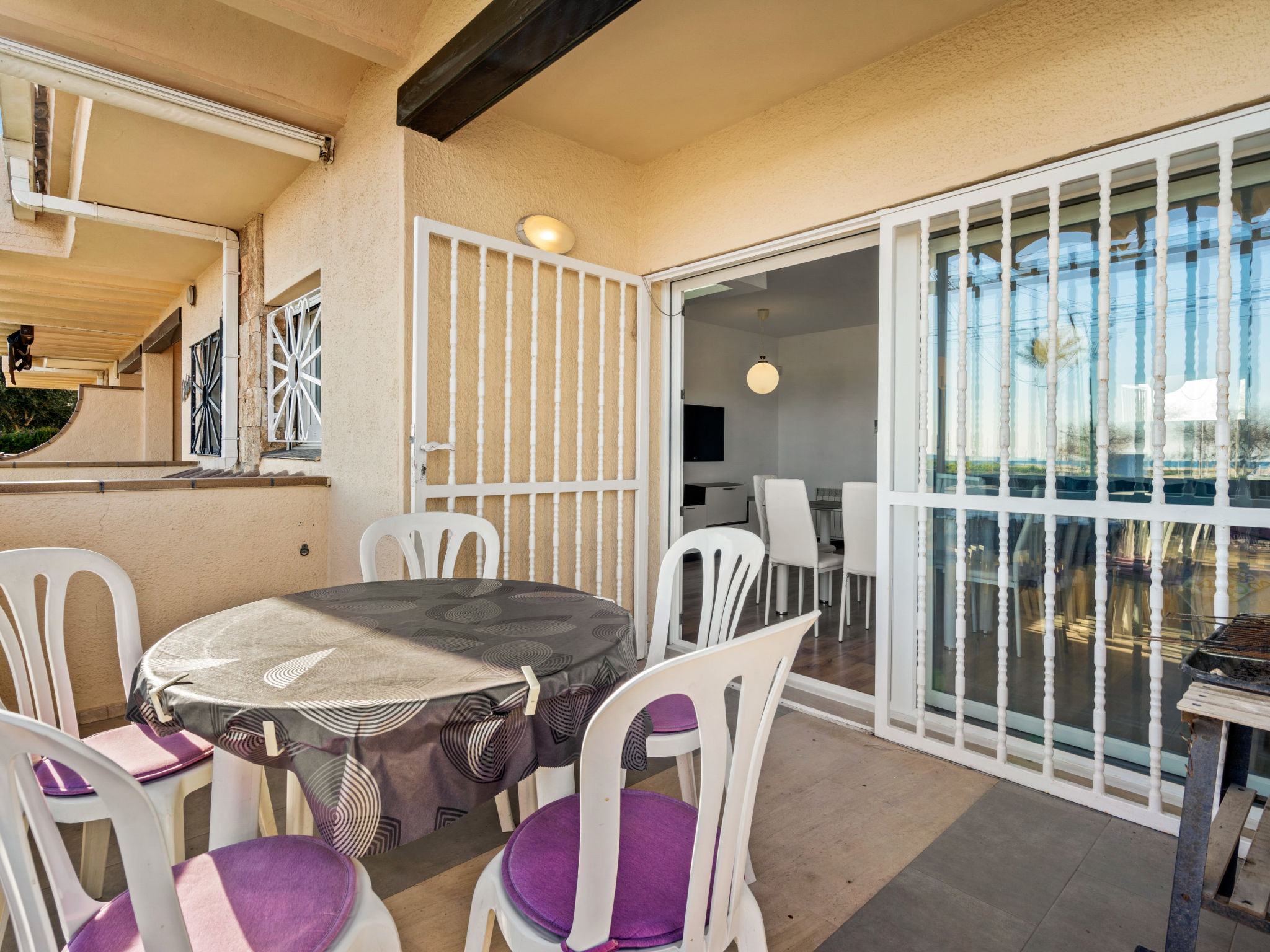 Photo of WELCS APARTAMENTO 218 EMP frente al Mar