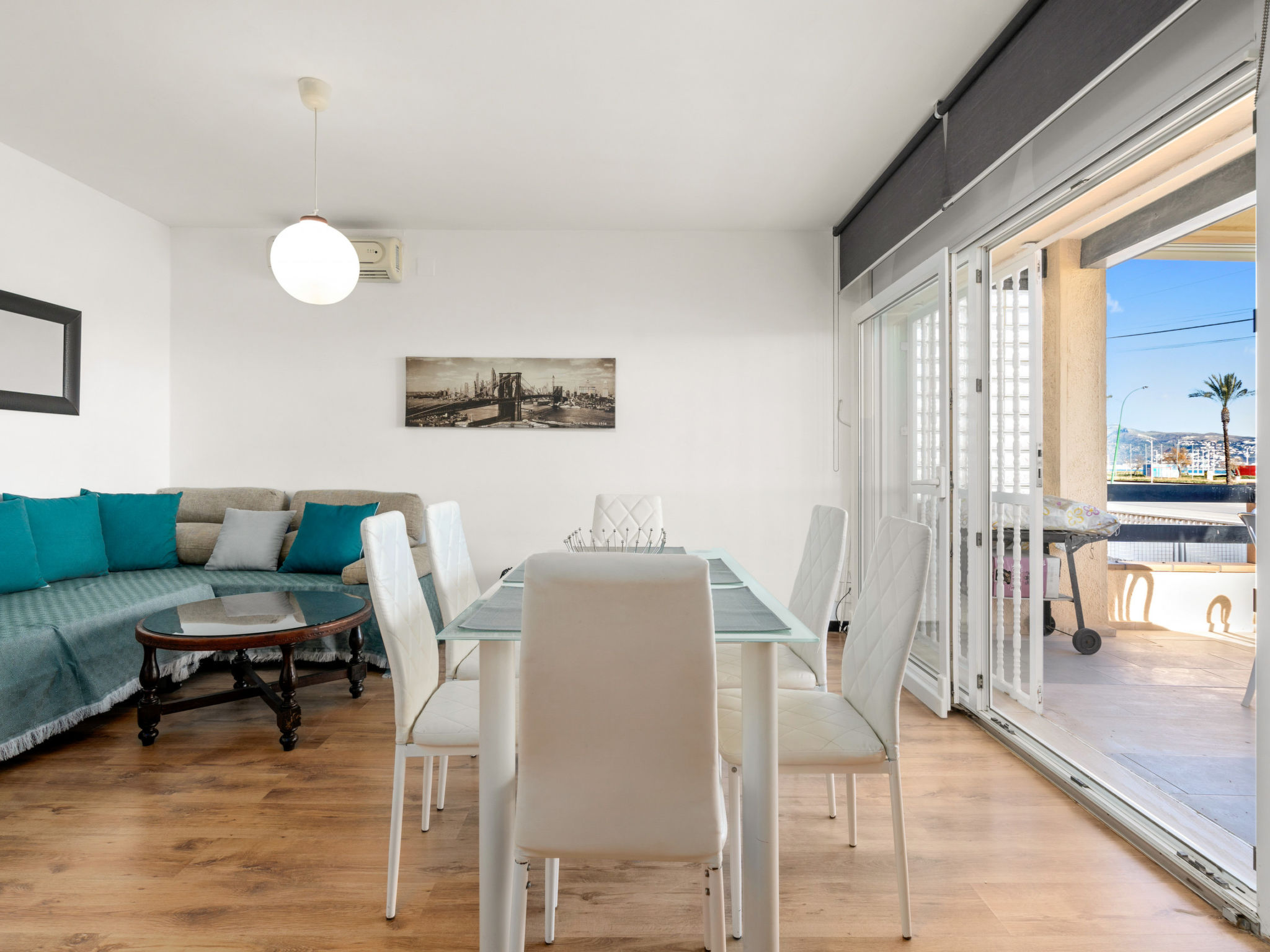 Photo of WELCS APARTAMENTO 218 EMP frente al Mar