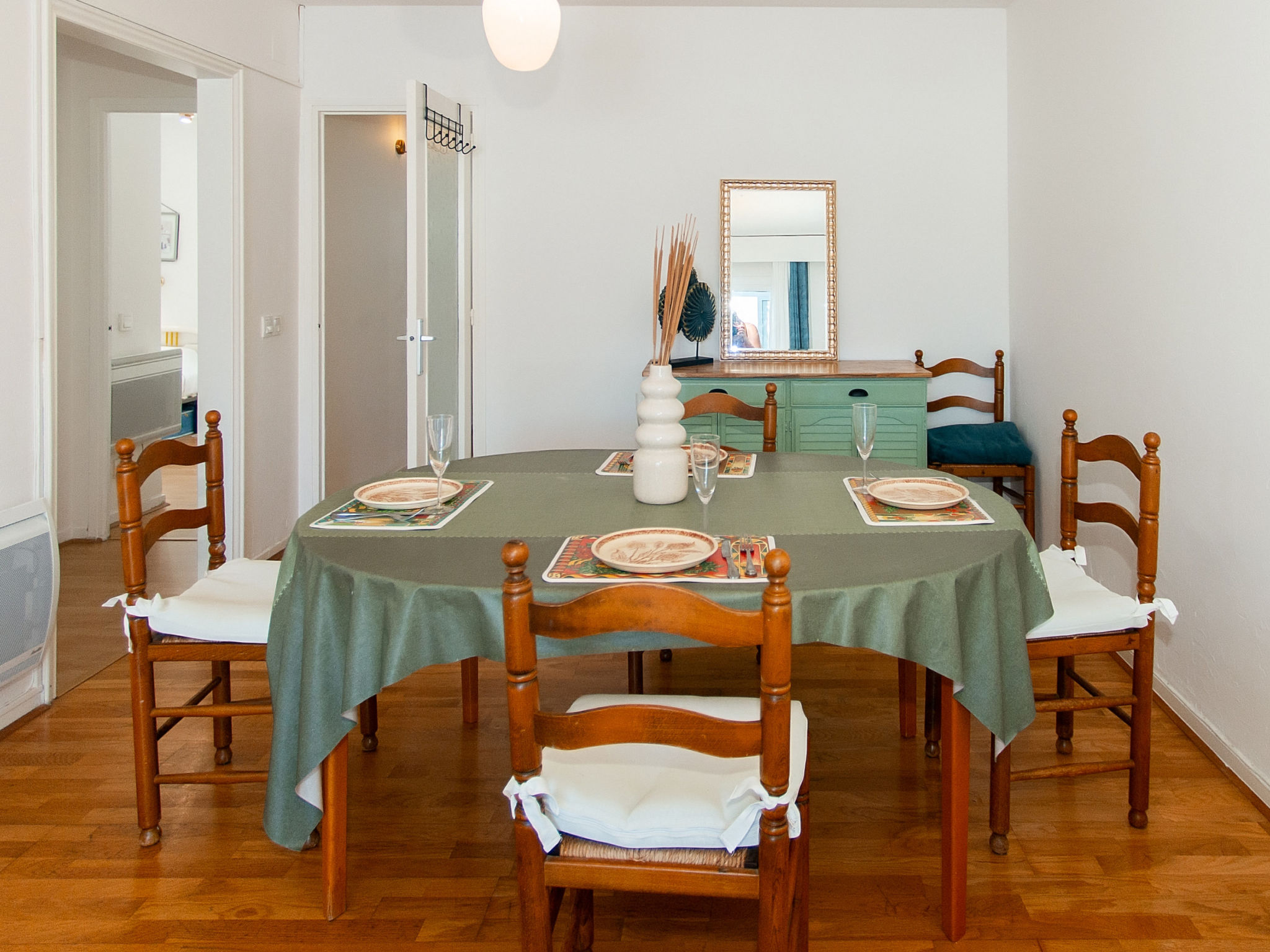 Photo of WELCS APARTAMENTO 260 EMP con vistas al canal