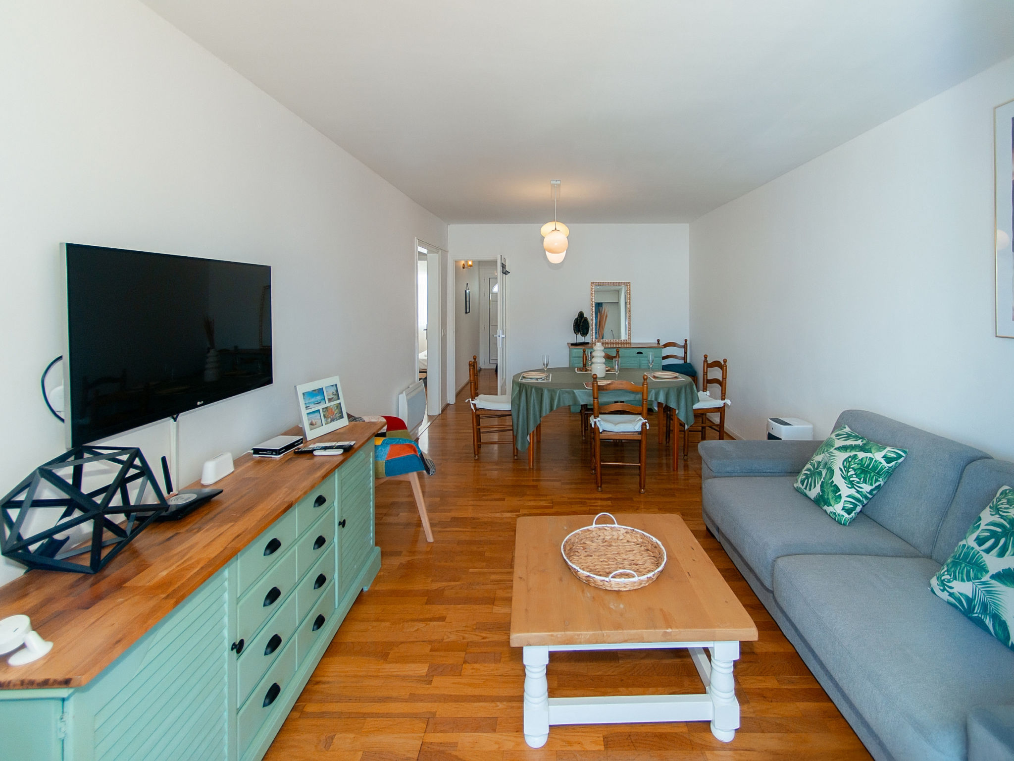 Photo of WELCS APARTAMENTO 260 EMP con vistas al canal