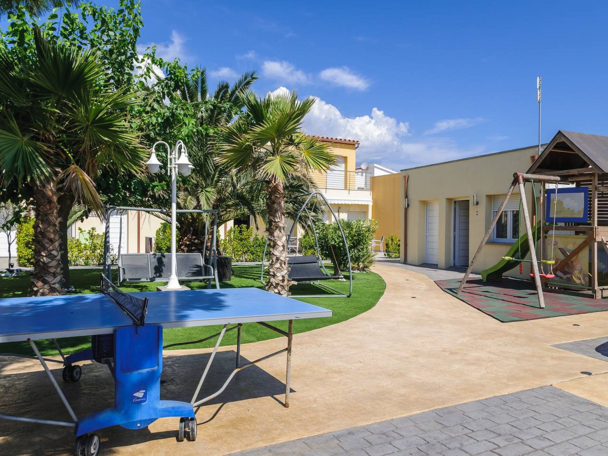 Photo of La Vida Sin Limites I EMP