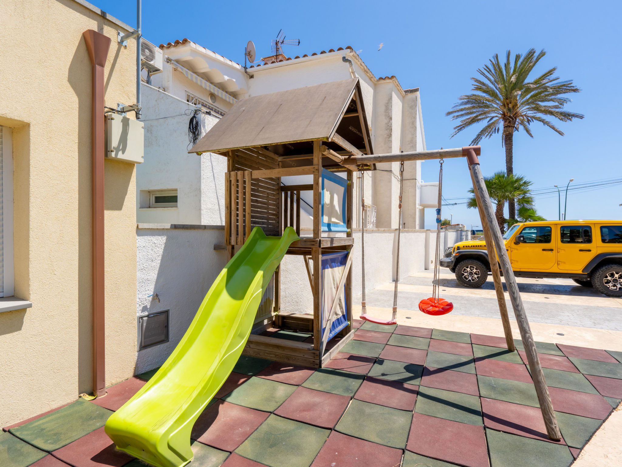 Photo of La Vida Sin Limites I EMP