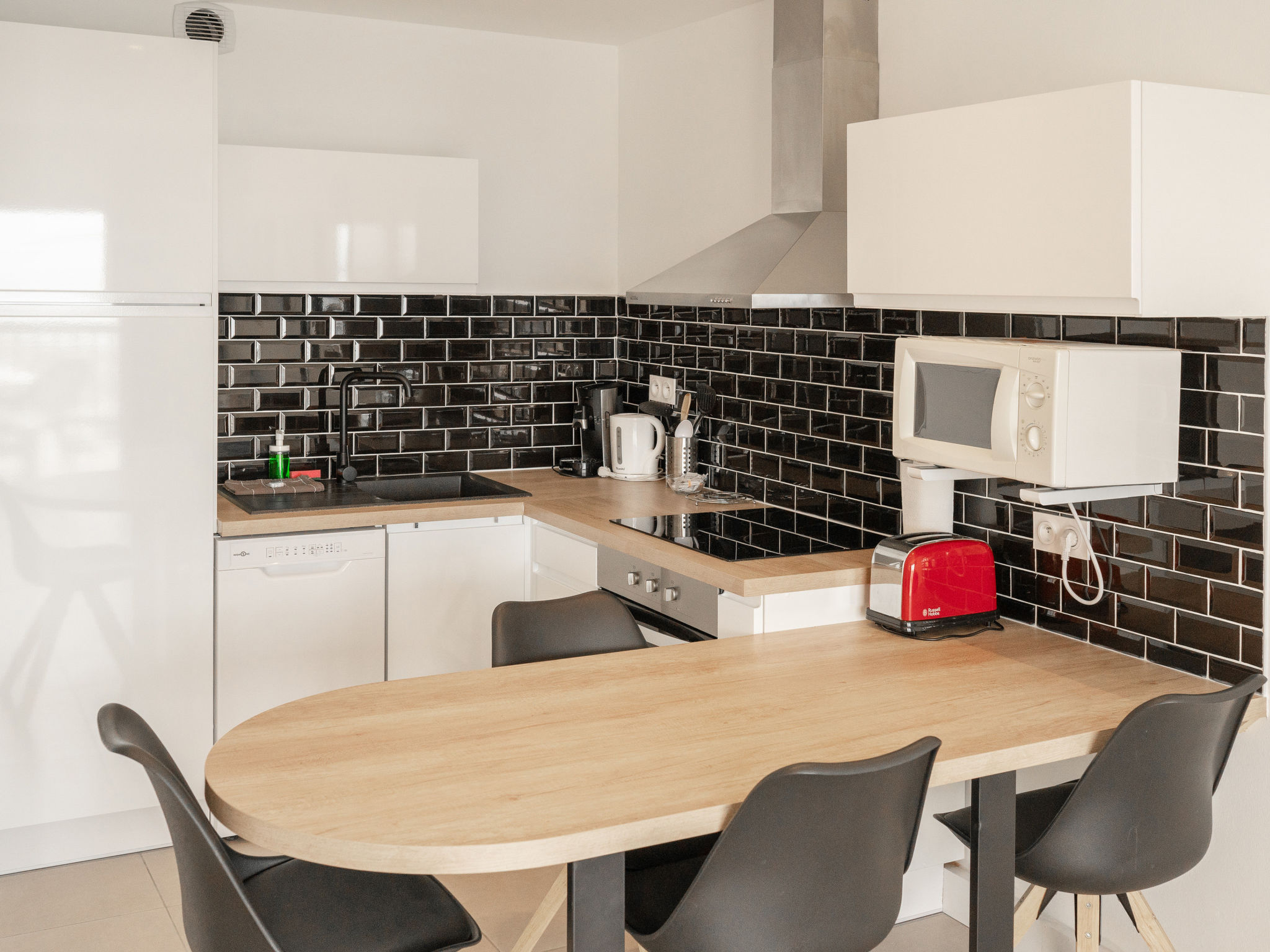 Photo of WELCS ESTUDIO 124 EMP con vistas al mar