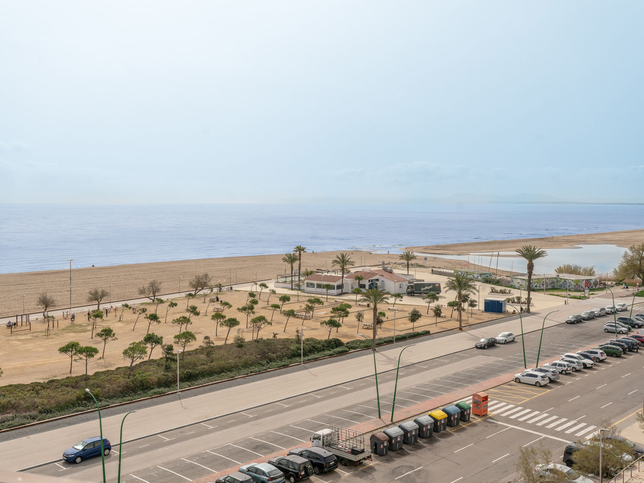 Photo of WELCS ESTUDIO 124 EMP con vistas al mar