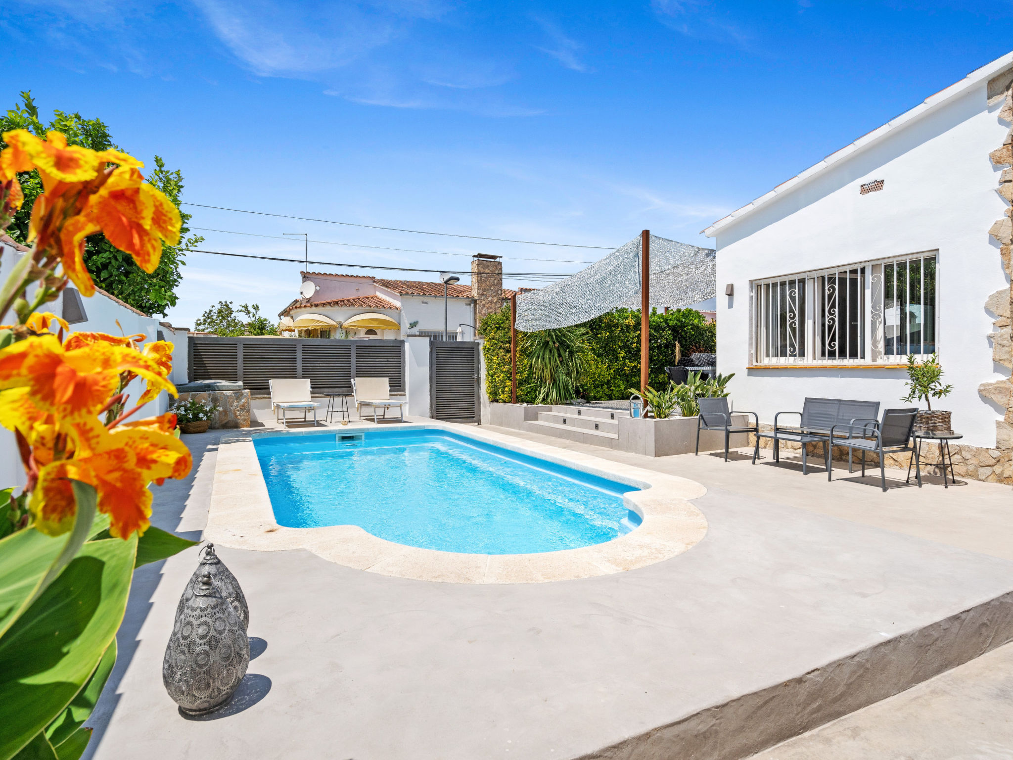 Photo of WELCS APARTAMENTO 091 EMP con piscina