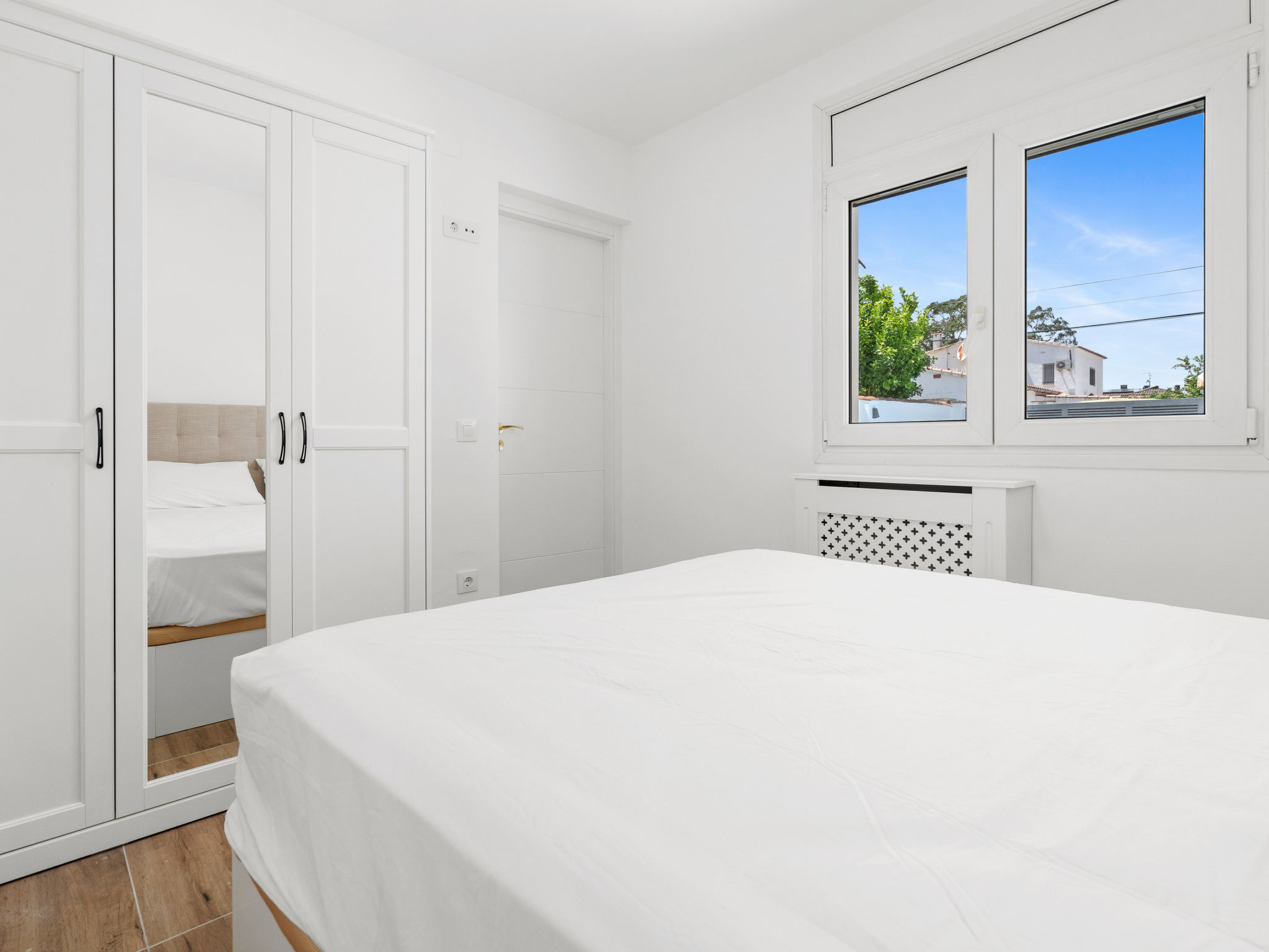 Photo of WELCS APARTAMENTO 091 EMP con piscina