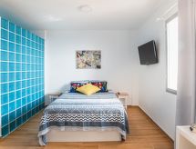 Sfeervol appartement met overdekt balkon en zeezicht op 50 meter van het strand - thumbnail 3