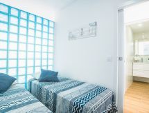 Sfeervol appartement met overdekt balkon en zeezicht op 50 meter van het strand - thumbnail 5