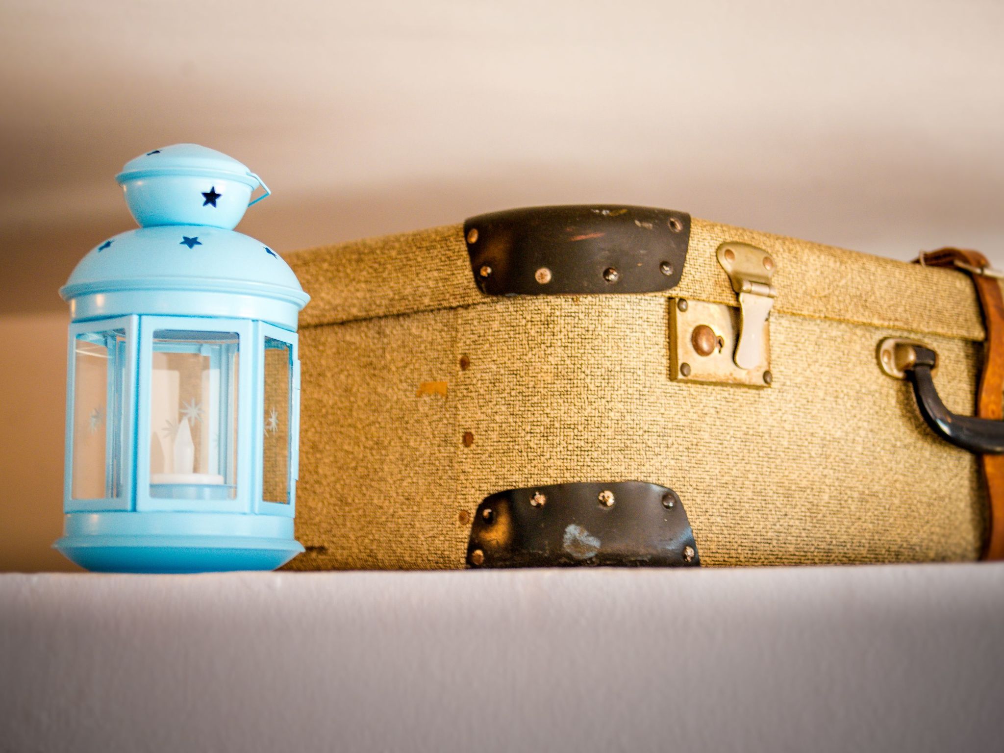 Appartement mit überdachtem Balkon und Meerblick in Strandlage-Image-tags.info