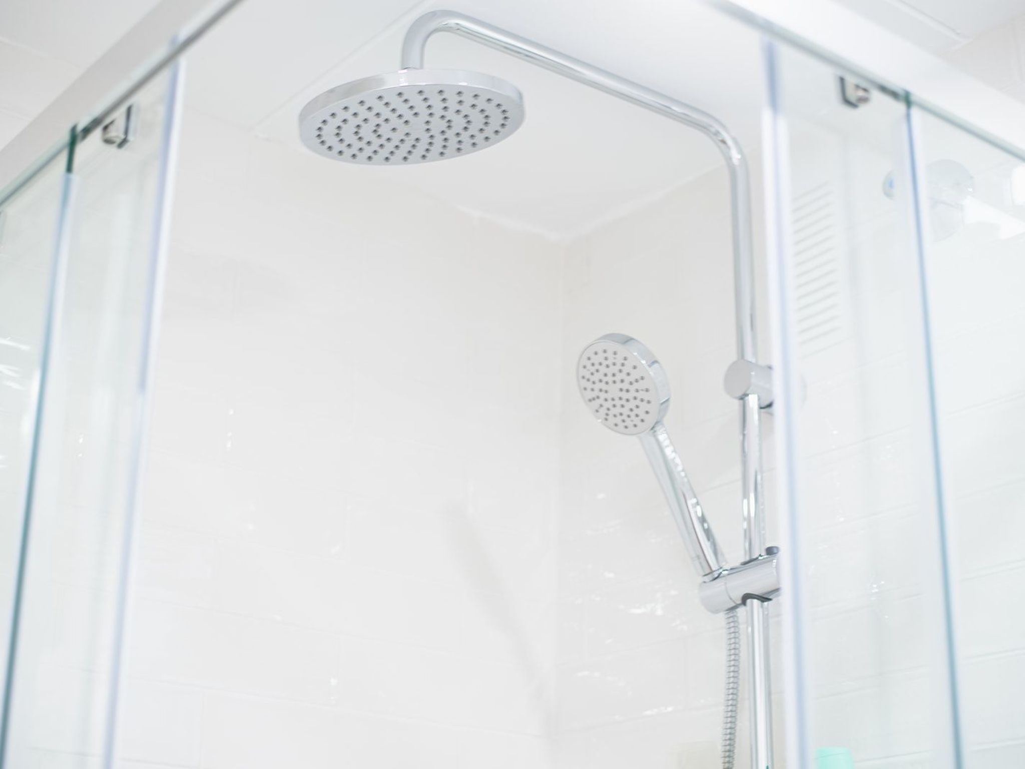 Photo of Appartement mit überdachtem Balkon und Meerblick in Strandlage
