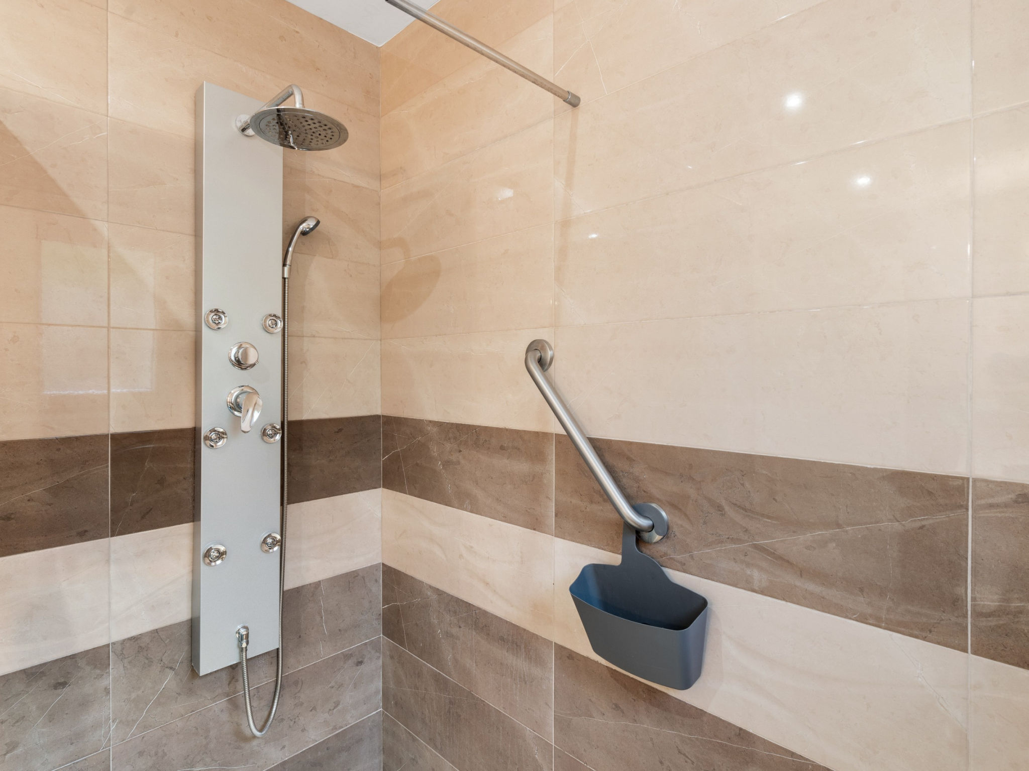 Photo of La Vida Sin Limites B EMP