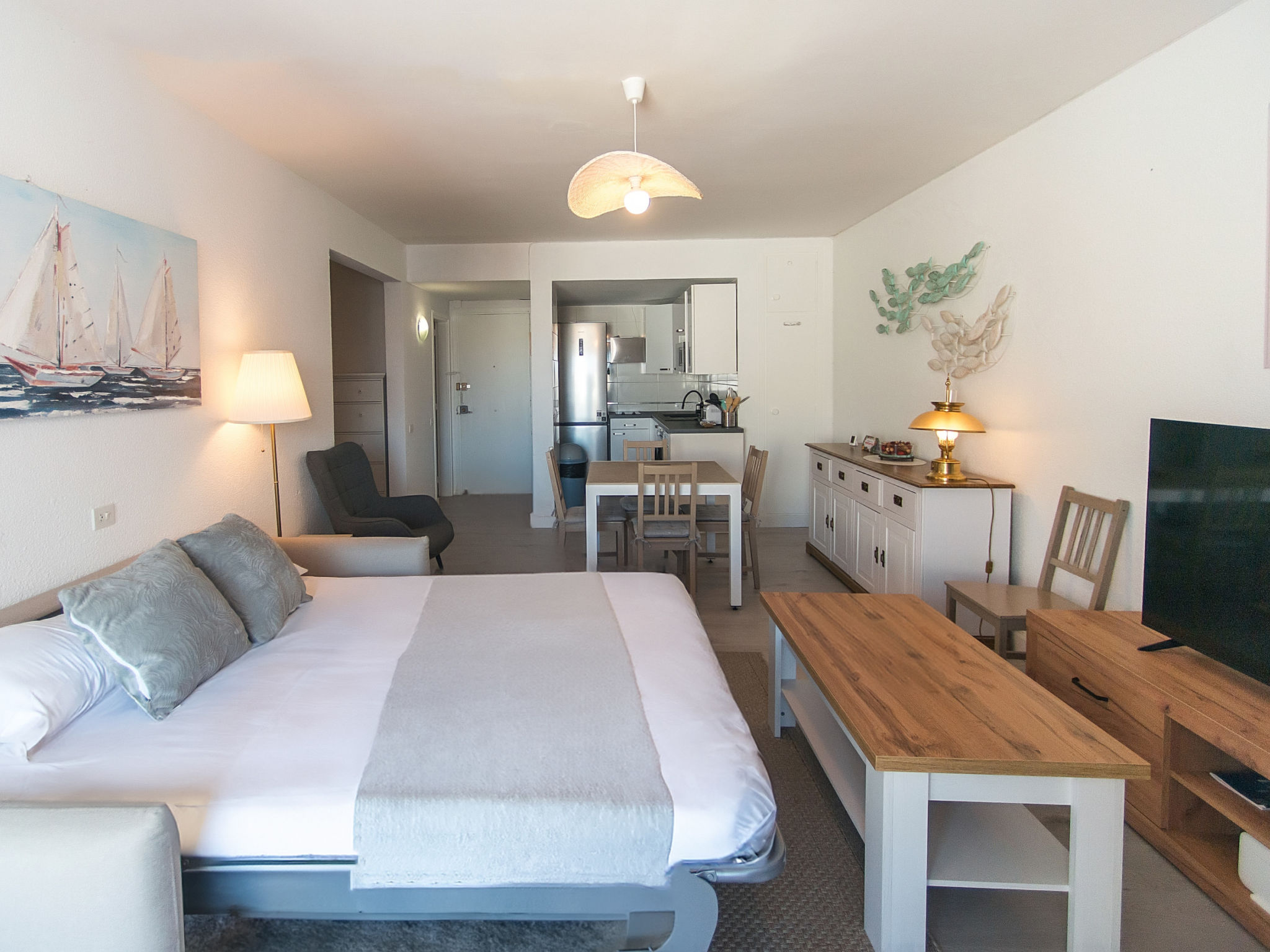 Photo of WELCS APARTAMENTO 233 EMP cerca de la playa