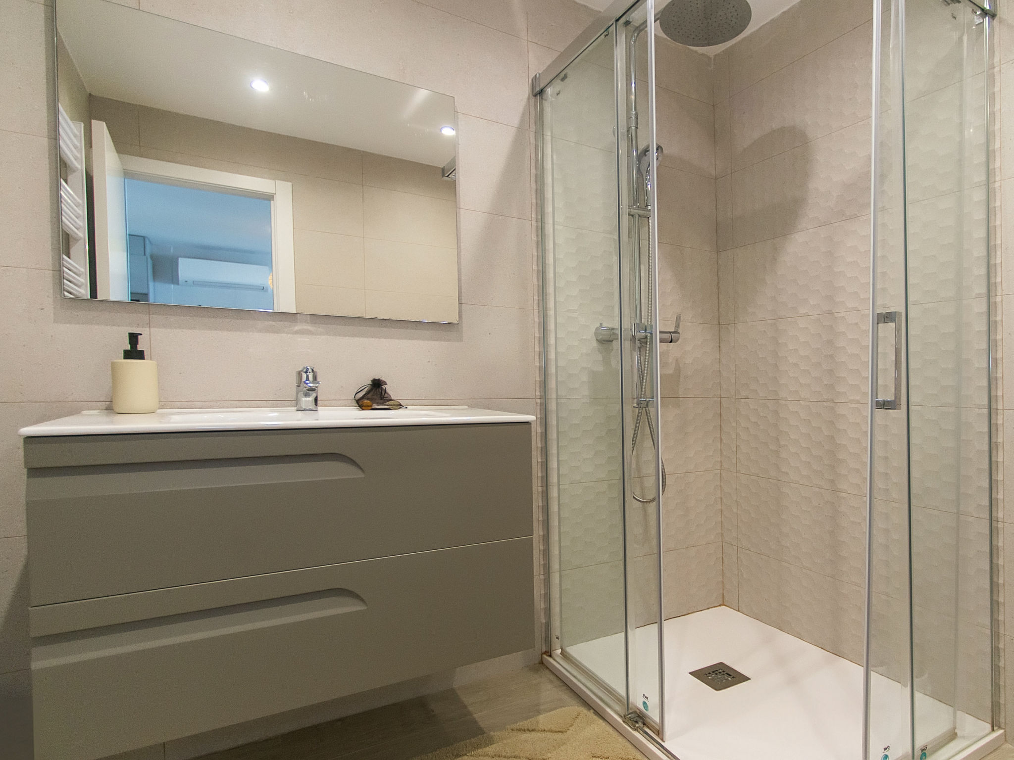 Photo of WELCS APARTAMENTO 234 EMP con una gran terraza