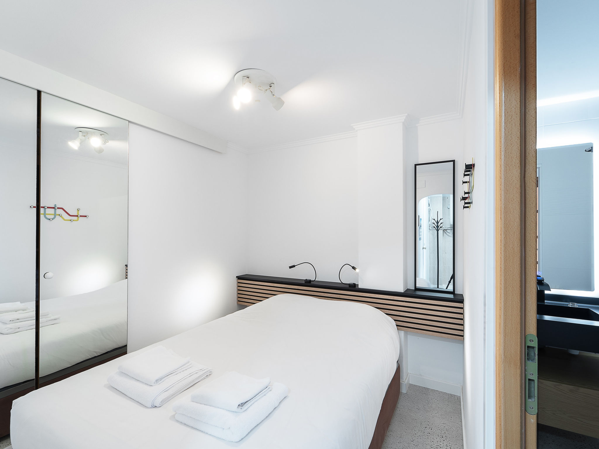 Photo of WELCS APARTAMENTO 158 EMP con vistas al canal