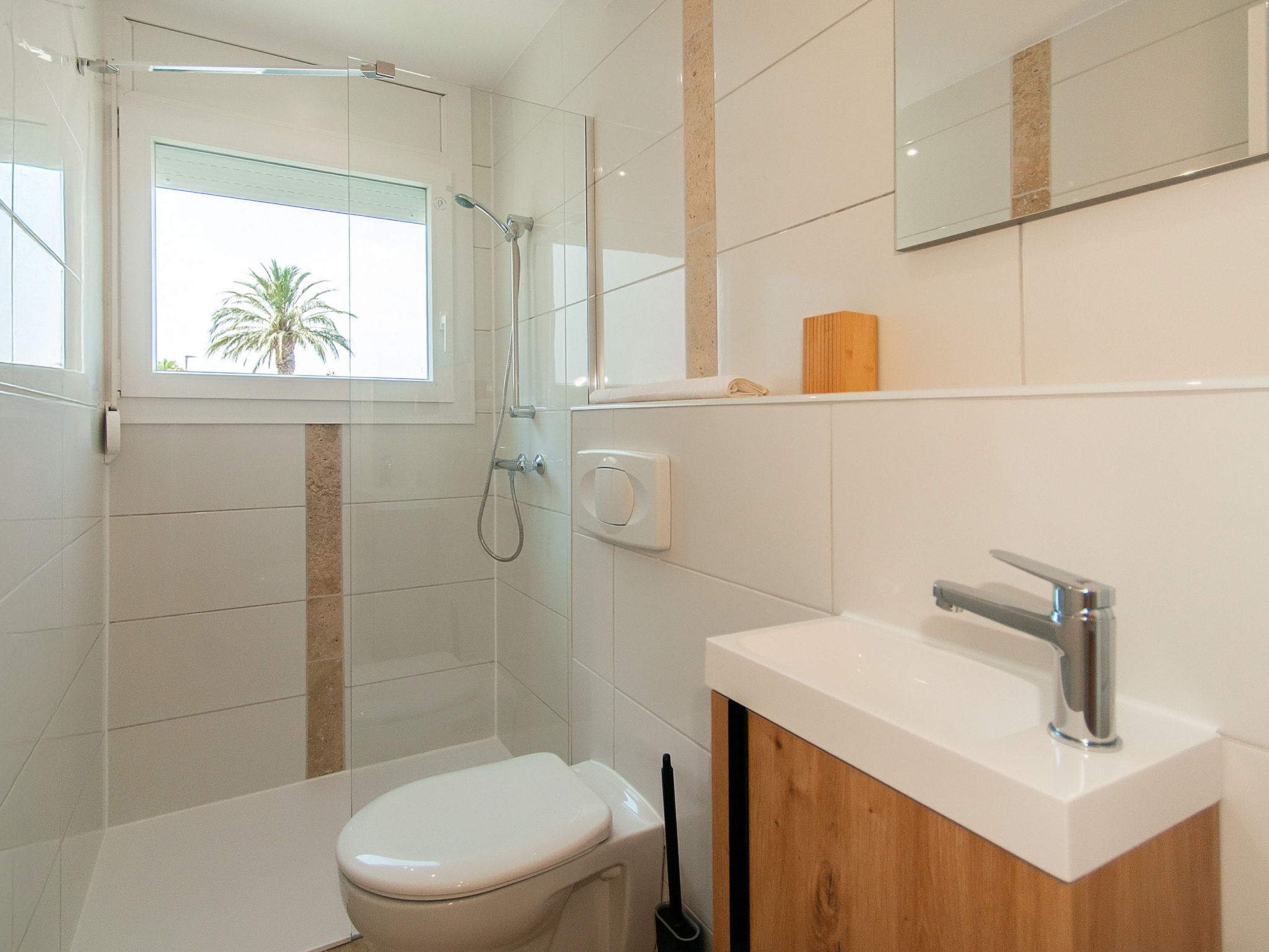 Photo of WELCS APARTAMENTO 263 EMP con vistas al canal