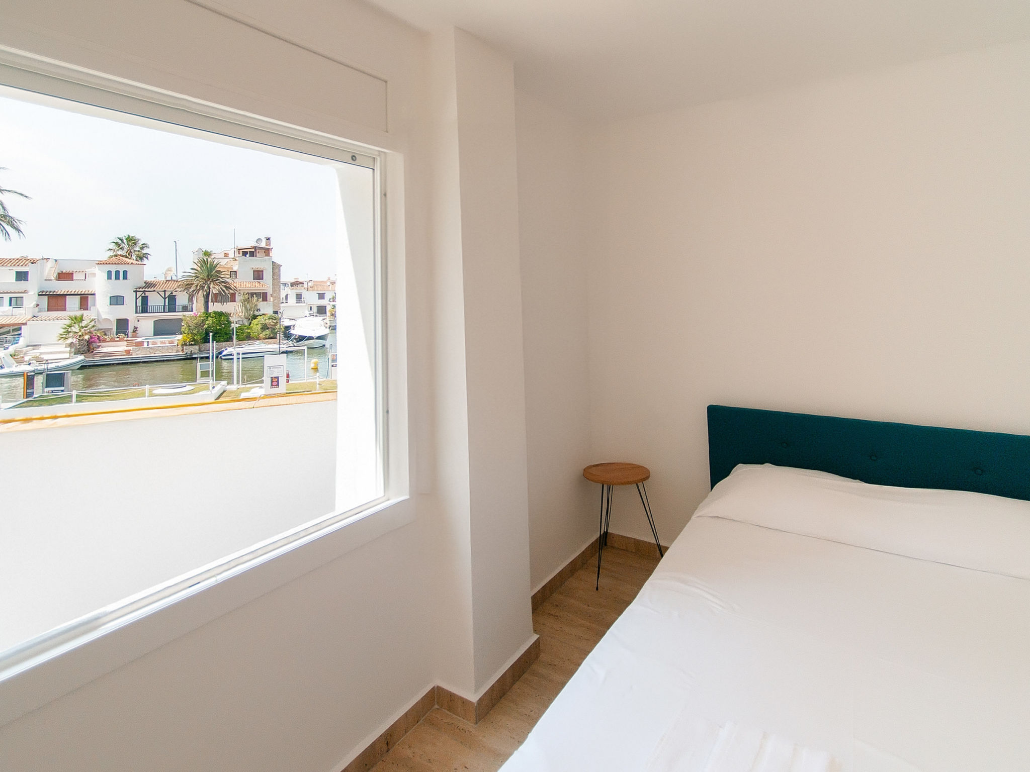 Photo of WELCS APARTAMENTO 263 EMP con vistas al canal