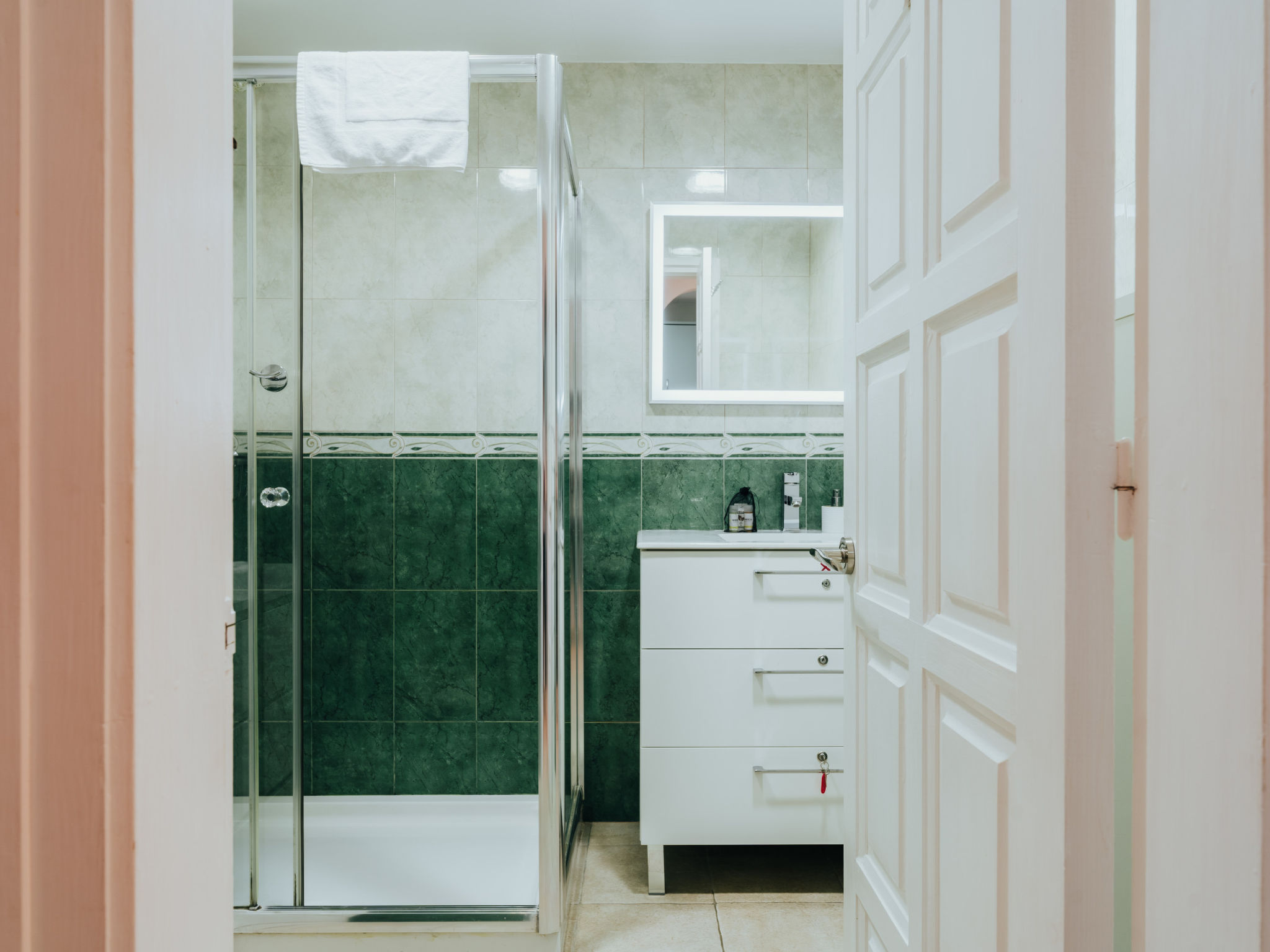 Photo of WELCS APARTAMENTO 199 EMP frente al Canal