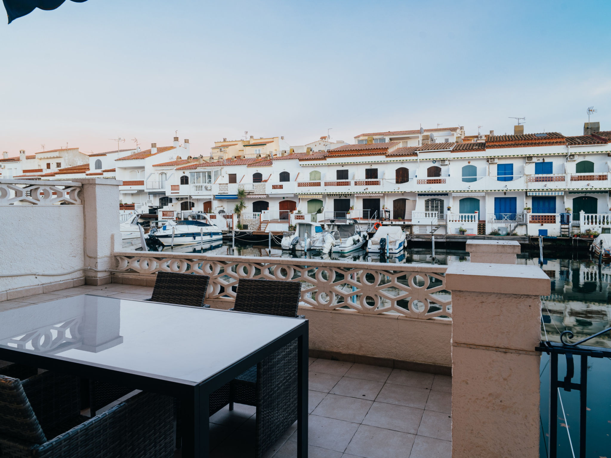 Photo of WELCS APARTAMENTO 199 EMP frente al Canal