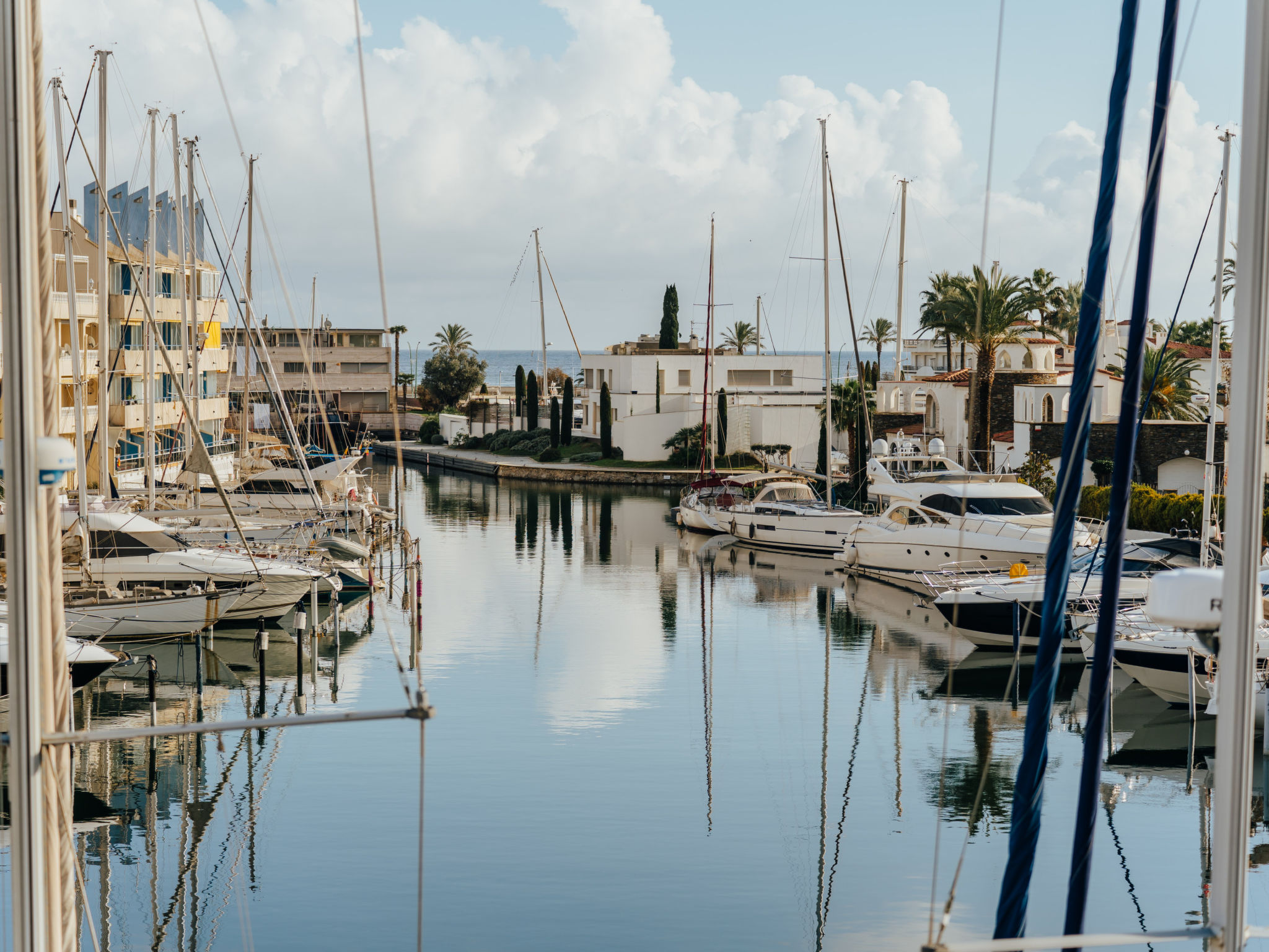 Photo of WELCS ESTUDIO 195 EMP con vistas al canal